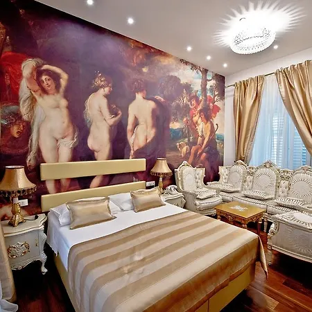 מלון Heritage Diocletian 4*